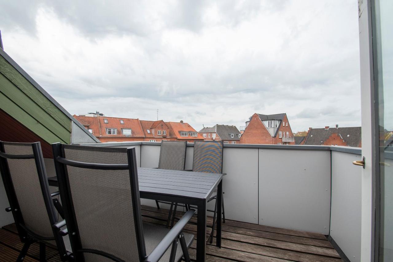 Stylish Two Floor Deluxe Apartment - 2 Bedroom Sønderborg Exterior foto